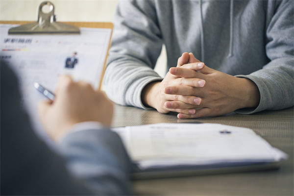 人社局回應(yīng)公司招聘35歲以上勿擾，企業(yè)管理怎么看？